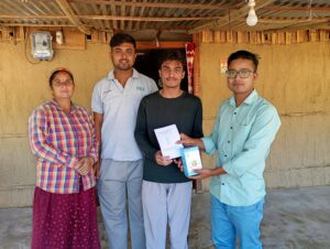 Free Solar lamp distribution